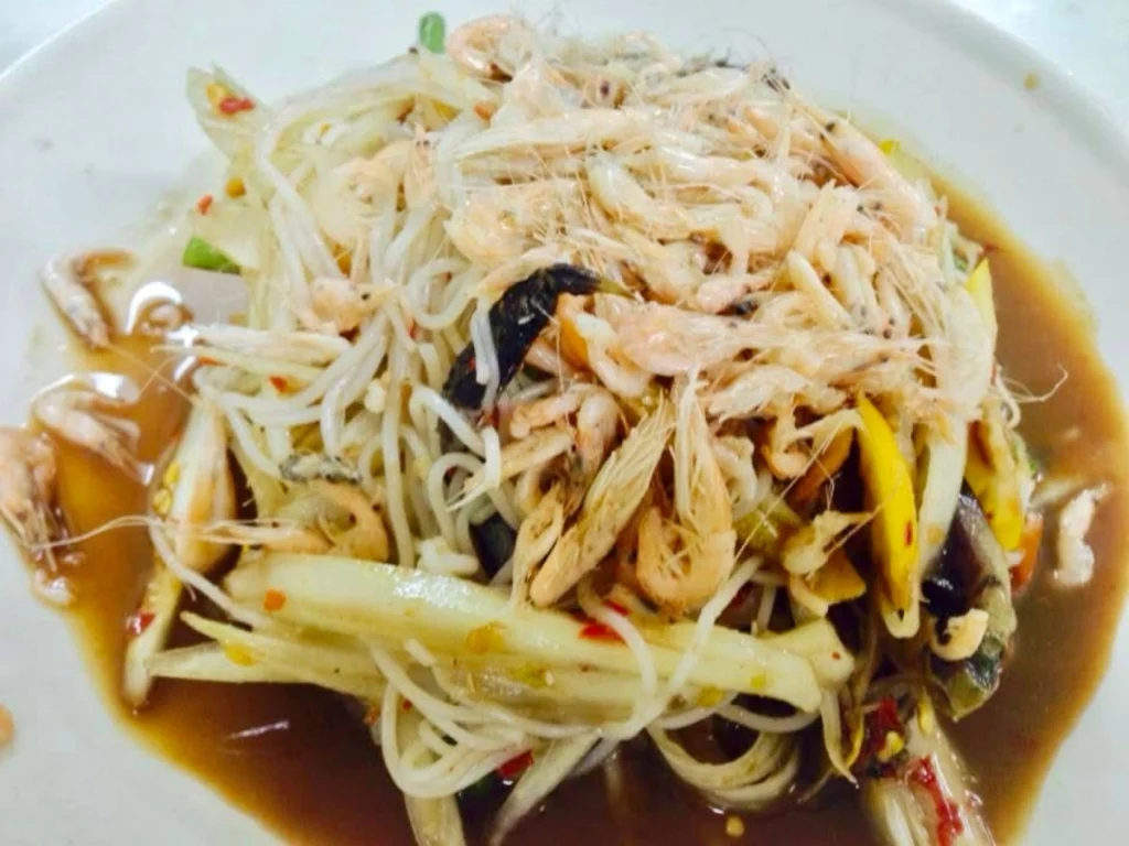 เสริมจมูกห้ามกินอะไร? รวมอาหารที่ควรหลีกเลี่ยง
